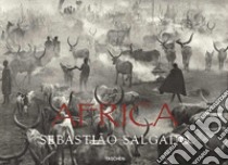 Sebastião Salgado. Africa. Ediz. inglese, francese e tedesca libro di Couto Mia; Salgado Sebastião; Salgado L. W. (cur.)