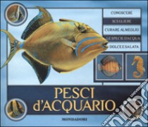 Pesci d'acquario libro di Wilkins John