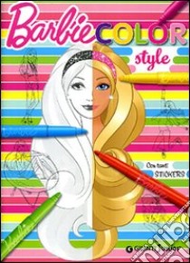 Barbie Color Style. Con adesivi. Ediz. illustrata libro