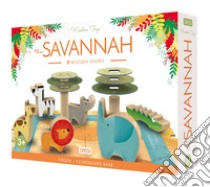 The savannah. Wooden toys. Ediz. a colori. Con Giocattolo libro di Trevisan Irena; Manuzzato Valentina