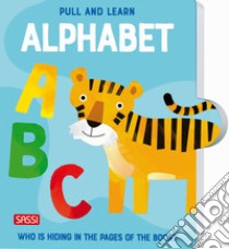 Pull and learn. The alphabet. Ediz. a colori libro di Gaule Matteo