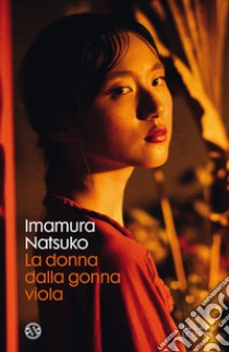 La donna dalla gonna viola libro di Imamura Natsuko