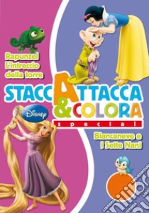 Biancaneve-Rapunzel. Staccattacca e colora special. Con adesivi. Ediz. illustrata libro