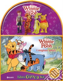 Winnie the pooh. Libro gioca kit. I migliori amici. Ediz. a colori. Con 4 personaggi 3D. Con scenario per giocare libro