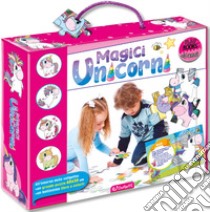 Magici unicorni. Play books. Ediz. a colori. Con puzzle libro