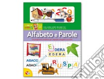 Scuola di scrittura. Alfabeto e parole. Ediz. illustrata. Con gadget libro