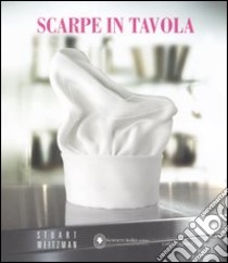 Scarpe in tavola libro