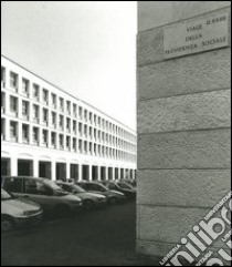 Viale della previdenza sociale libro di Berengo Gardin Gianni; Guidotti A. (cur.)