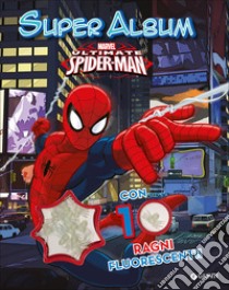 Spiderman. 10 ragni superalbum. Con gadget libro di Walt Disney