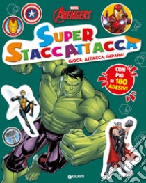 Avengers. Superstaccattacca special. Con adesivi. Ediz. a colori libro