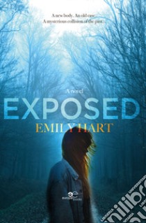 Exposed libro di Hart Emily